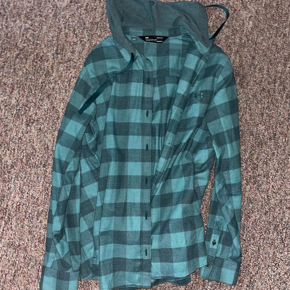 hooded under armour flannel , L